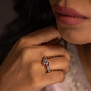 Elegant White Topaz Rings in Dubai – Shop Clio Jewellery