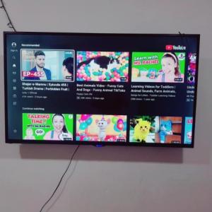 Nikai UHD Smart LED TV 55inch in new condition With TV Box. Contact # 0559750461