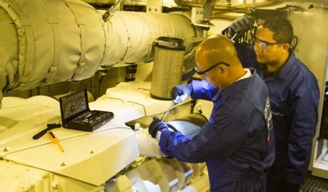 Book a Yacht Mechanical Service in Dubai. Get a great offer from Semsem International