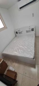 brand new Queen size wood bed -