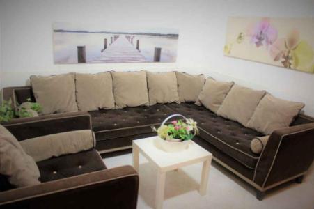 Perfect condition l shape sofa going cheap - Dubai