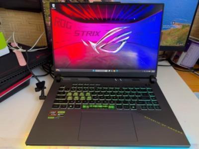 ASUS ROG STRIX G16
