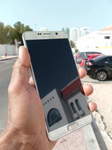 Samsung Note 5 - Dubai