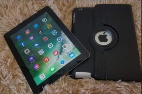 Apple ipad USA condition - Dubai
