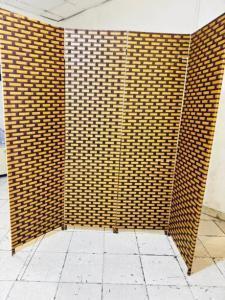 4-Panel Woven Room Divider / Privacy Screen