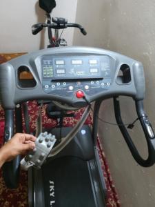 Skyland treadmill - Dubai