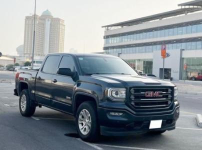 2017 GMC sierra - Dubai