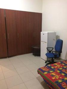 Room Available in Al Khail Gate , Al Quoz