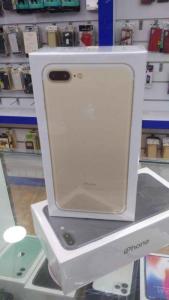 iPhone 7+ 128GB brand new 1 year warranty international version