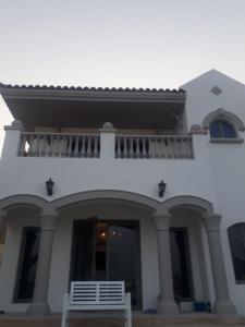 HOME RENOVATION AND PAINT WORK 0564839717