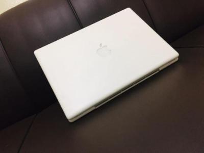 Apple MacBook Good Condition