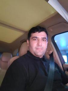 I'm looking driver job with 9 year's experience