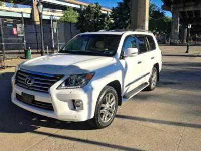 SELLING MY USED LEXUS LX 570 2015