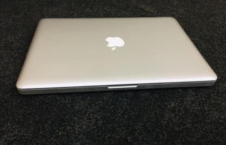 Apple MacBook Pro New Condtion Dubai