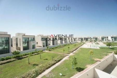 Upgraded | 6 beds | Fully furnished | Landscaped | Ready to Move