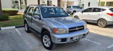 Nissan Pathfinder SE 2003
