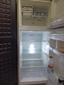 SAMSUNG REFRRIGERATOR