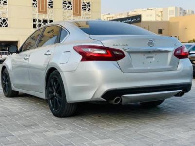 Nissan altima 2018 SL for sale contact 00971589592173