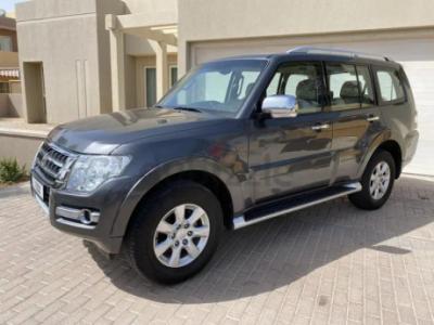 2017 Mitsubishi Pajero 3.5 Mid-spec- Accident Free, Low Kms Just Had Major Service! AED 64,750