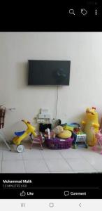 We buying used furniture