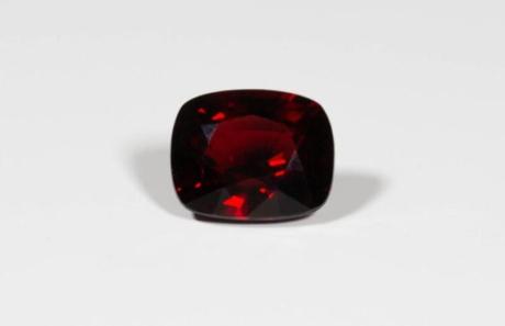 Ruby Stones in the UAE – Genuine Gems at Clio Jewellery