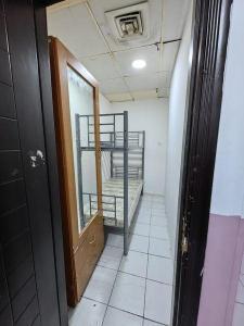 Spacious Partition