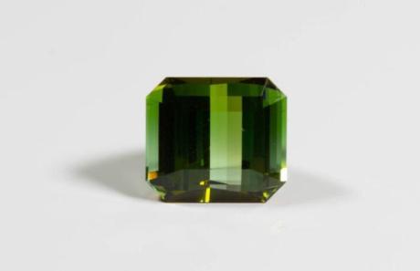Green Tourmaline Supplier in Dubai – Clio Jewellery