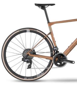 2022 BMC Roadmachine Two Road Bike (M3BIKESHOP)