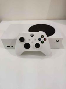 XBOX ONE SERIES S - Dubai