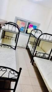 Bed space partiton available Al barsha 1, beside moe, Matro