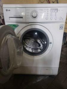 LG Washing Machine 7kg -