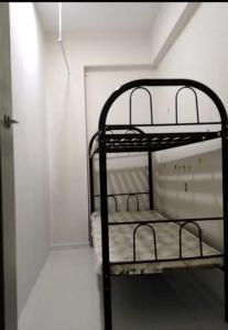 Kabayan bedspace & partition