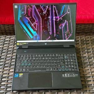 Predator Helio 16 i9- 14900HX Gaming Laptop