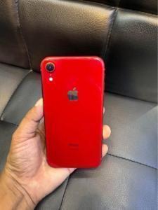 iPhone XR 256GB Red