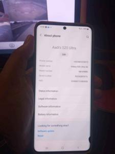 Samsung S20 Ultra 5G with small dot