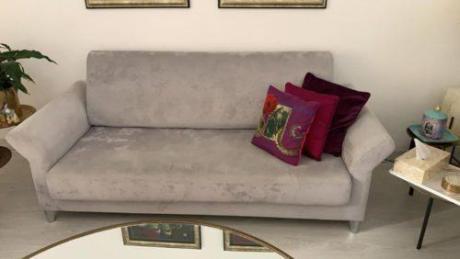 MUST GO SALE ! 5 SOFAS & 2 SINGLE SEATERS IN GREAT CONDITION