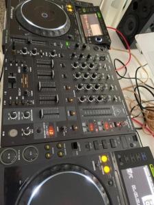 Pioneer cdj 2000 - Dubai