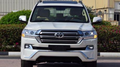 Toyota Land Cruiser GXR Petrol 2017 V8