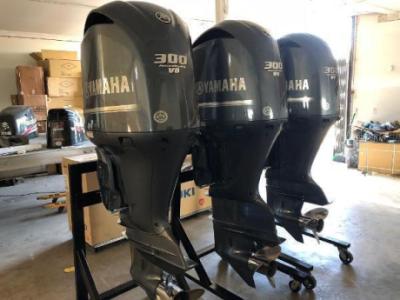 For Sale Yamaha Four Stroke 300HP Outboard Engine