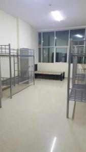 Bed Space and Partitions Available for Rent