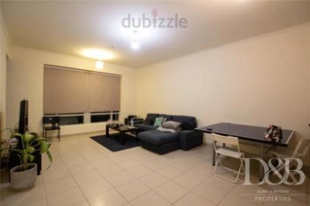 Unfurnished | Great Layout | Outdoor Area