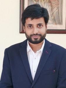 Worked in Marketing and Management field for 6yrs looking for job.