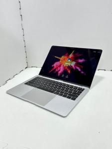 MACBOOK AIR Ratina