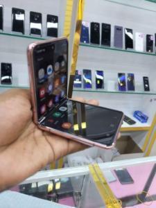 Samsung Z Flip 5G 0545305085