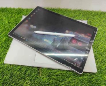 Surface Book 2,Core i5