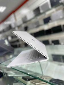 Microsoft Surface Book 2