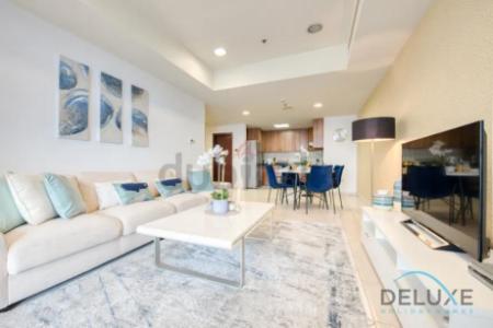 Fascinating Interior | Close to Marina Walk | Sea View