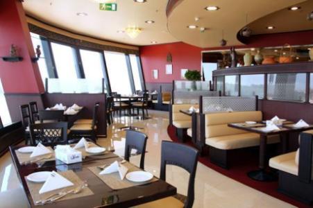 WELL MAINTAINED RUNNING FINE DINE RESTAURANT & CAFE