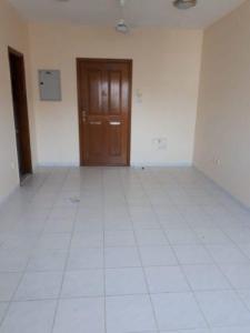 Well maintained 1 BHK Apartment with Central A/C available for rent in Bur Dubai