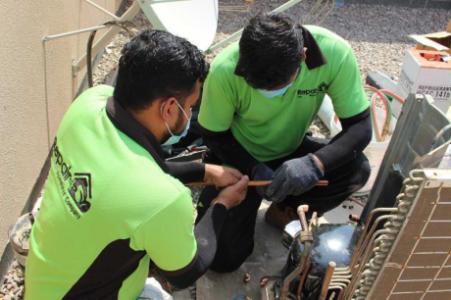 AC Servicing in Arabian Ranches - Repair Plus 0526599696/80070247